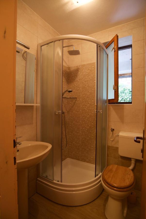 Romantic Room With Balcony 洛夫兰 外观 照片